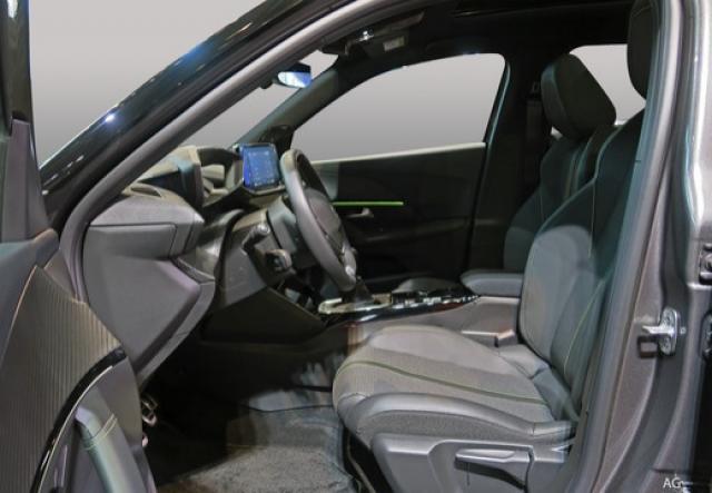 Peugeot 2008 image 4