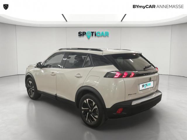 Peugeot 2008 image 2