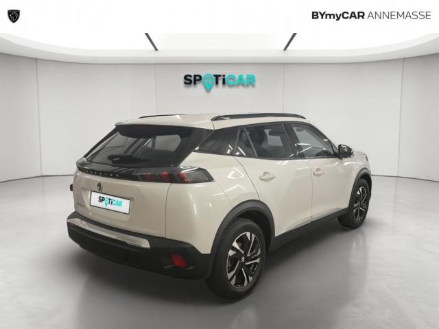 Peugeot 2008 image 1