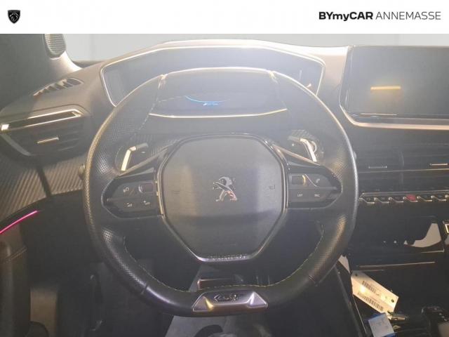 Peugeot 2008 image 8