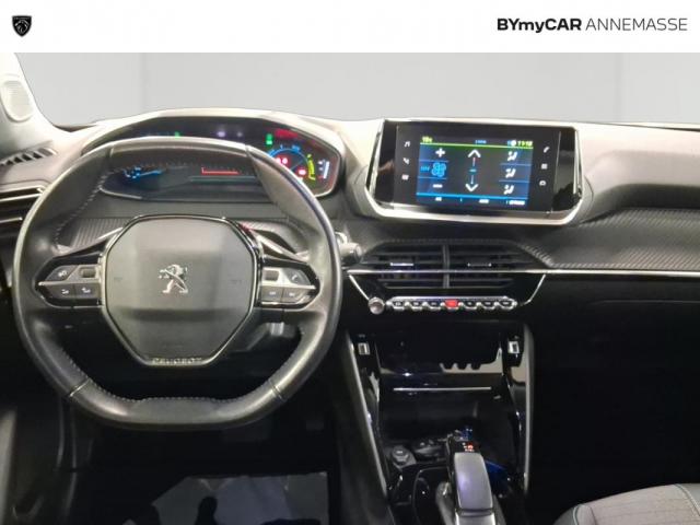 Peugeot 2008 image 3