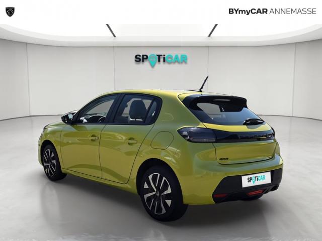 Peugeot 208 image 1