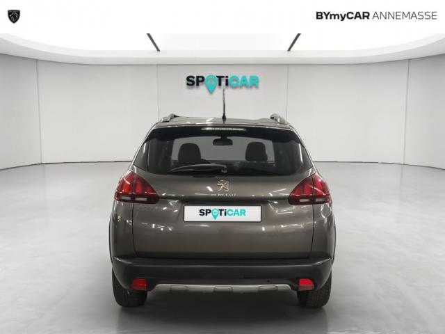 Peugeot 2008 image 8