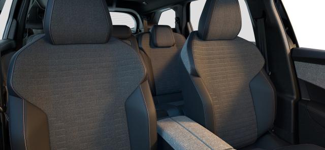 Peugeot 5008 image 2