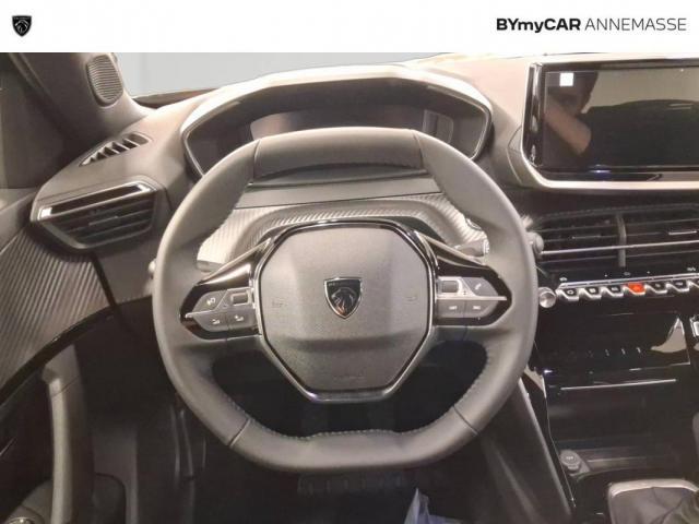 Peugeot 2008 image 1