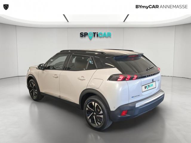 Peugeot 2008 image 3