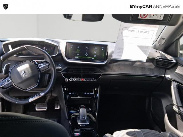 Peugeot 2008 image 8