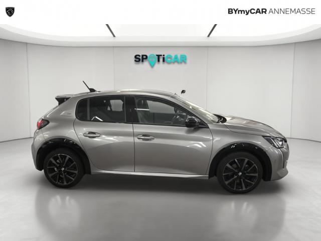 Peugeot 208 image 1