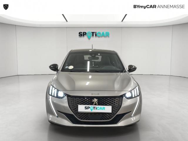 Peugeot 208 image 7