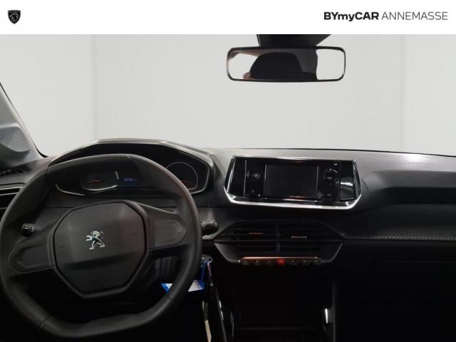 Peugeot 208 image 3