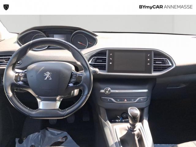 Peugeot 308 image 2