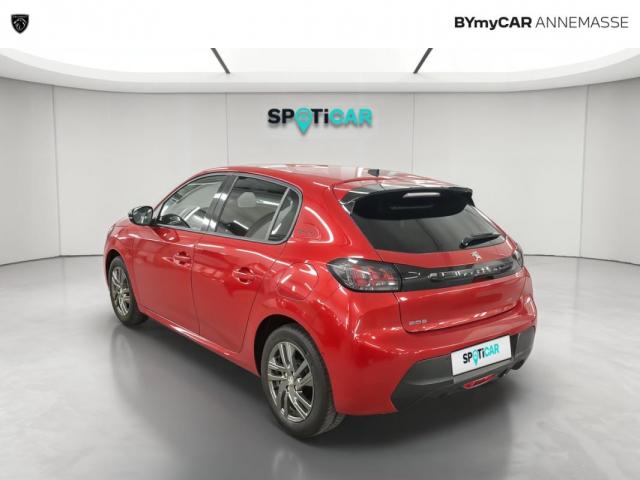 Peugeot 208 image 9