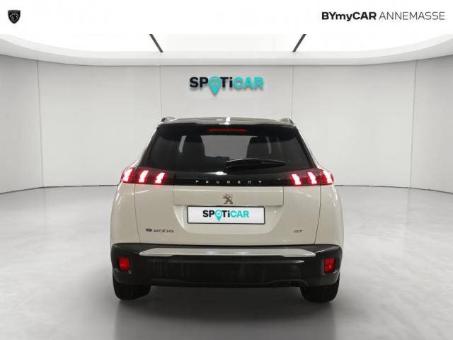 Peugeot 2008 image 1