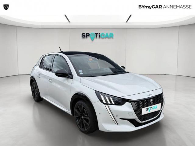 Peugeot 208 image 4