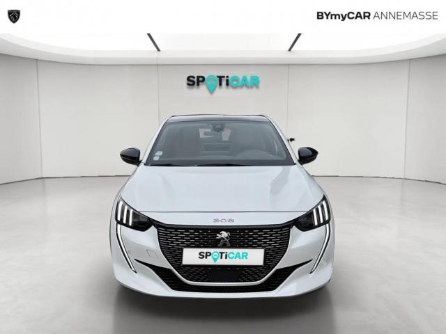 Peugeot 208 image 1