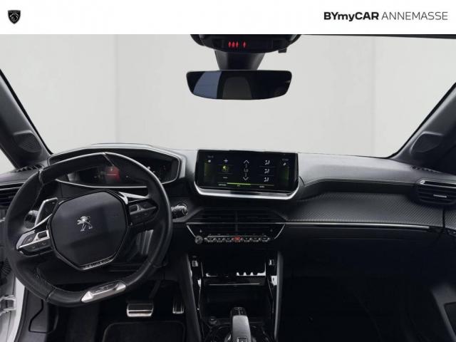 Peugeot 208 image 9
