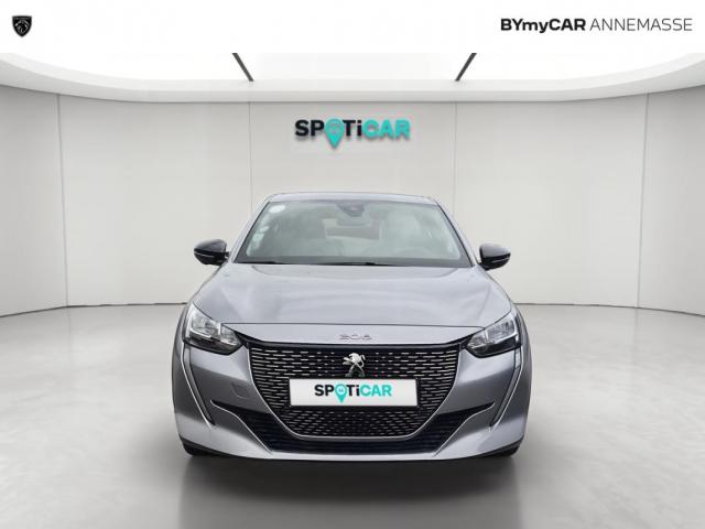 Peugeot 208 image 9