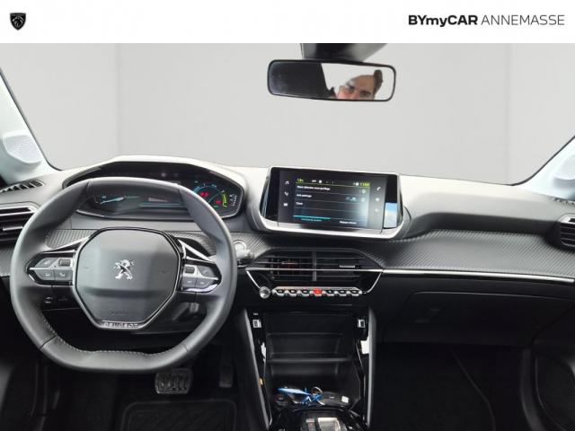 Peugeot 208 image 3