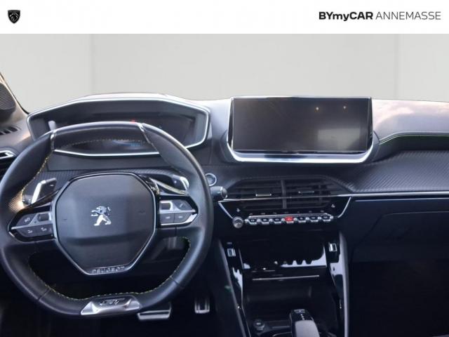 Peugeot 208 image 9