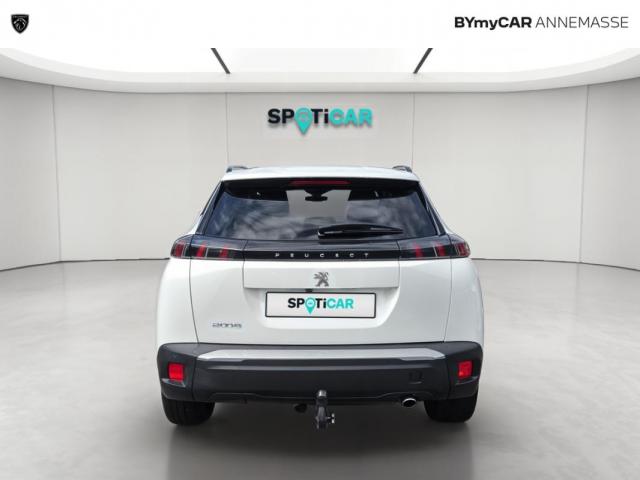 Peugeot 2008 image 1