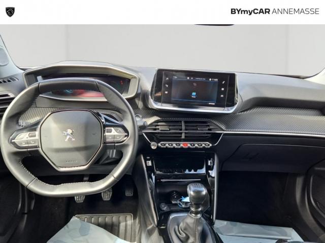 Peugeot 2008 image 8