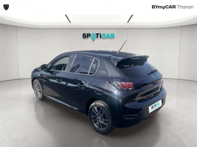 Peugeot 208 image 9