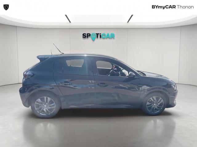 Peugeot 208 image 8