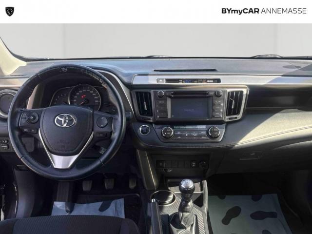Toyota Rav4 image 2