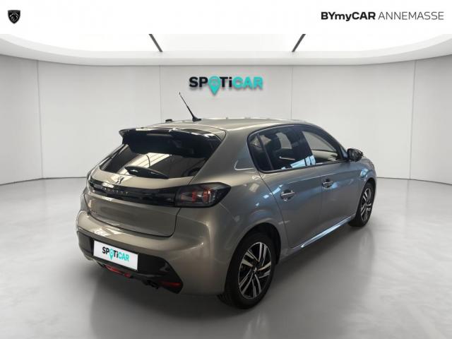 Peugeot 208 image 9