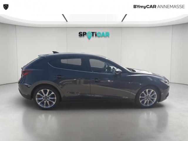 Mazda 3 image 7