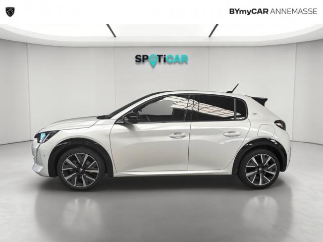 Peugeot 208 image 9