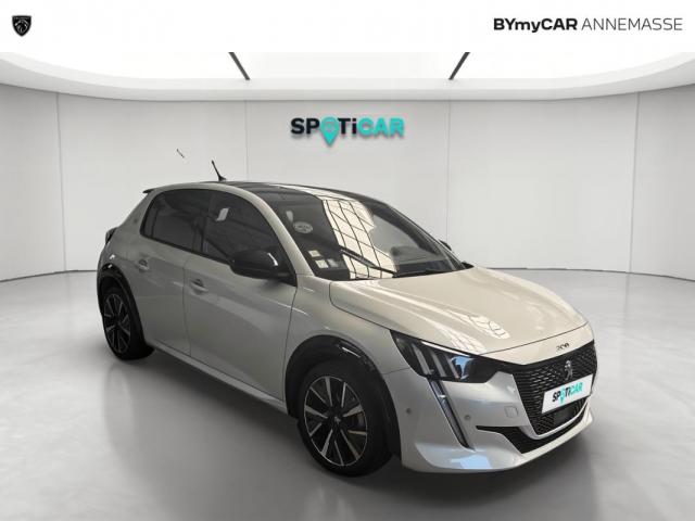 Peugeot 208 image 6