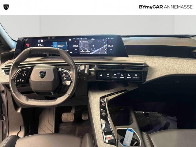 Peugeot 5008 image 1