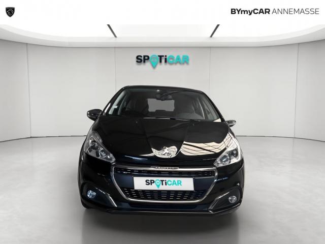 Peugeot 208 image 9