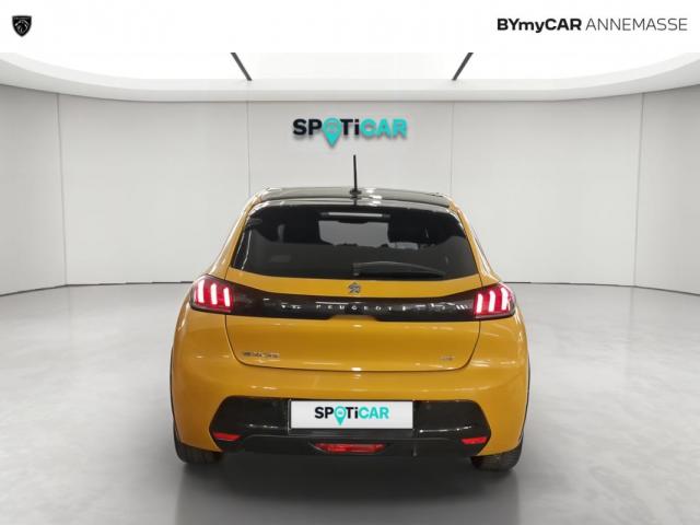 Peugeot 208 image 8