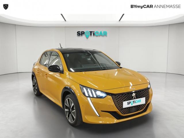 Peugeot 208 image 9