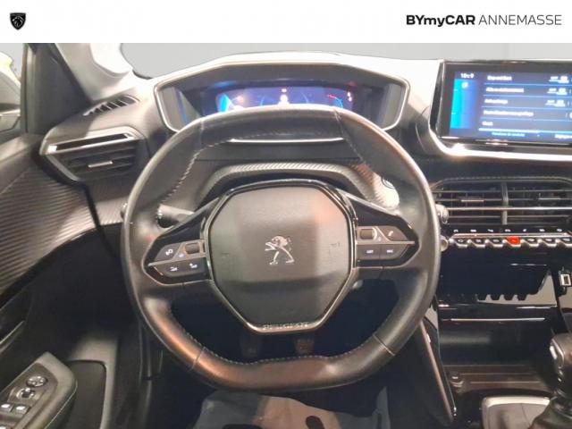 Peugeot 208 image 9