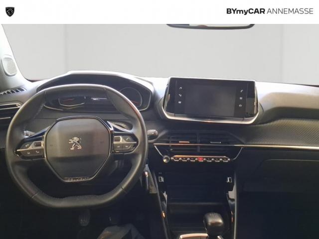 Peugeot 2008 image 8