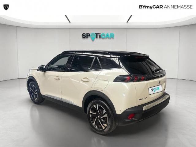 Peugeot 2008 image 9