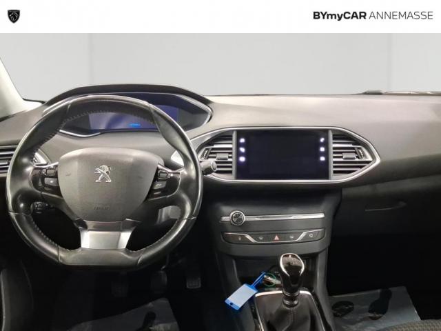 Peugeot 308 image 8