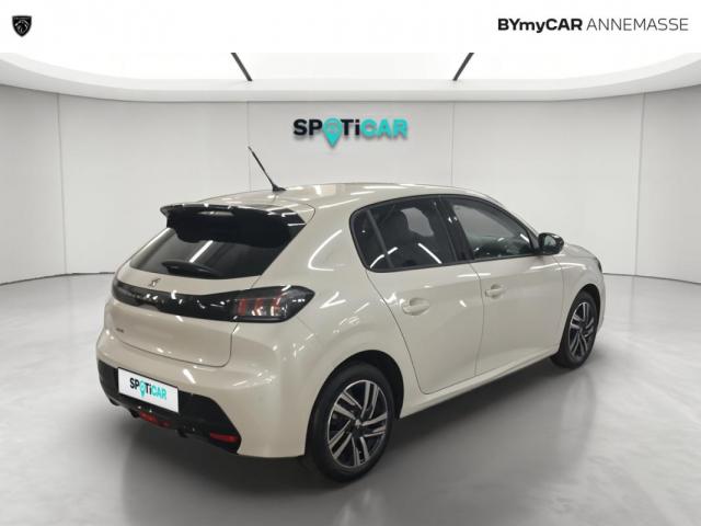 Peugeot 208 image 7