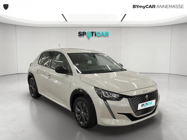 Peugeot 208 image 2