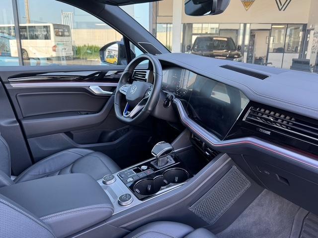 Volkswagen Touareg image 7