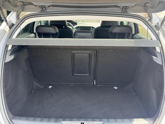 Peugeot 308 image 7