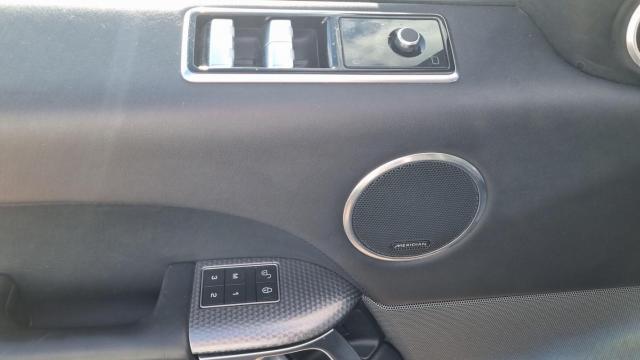 Land Rover Range Rover Sport image 9