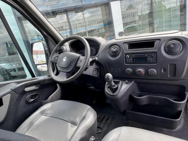 Renault Master image 6