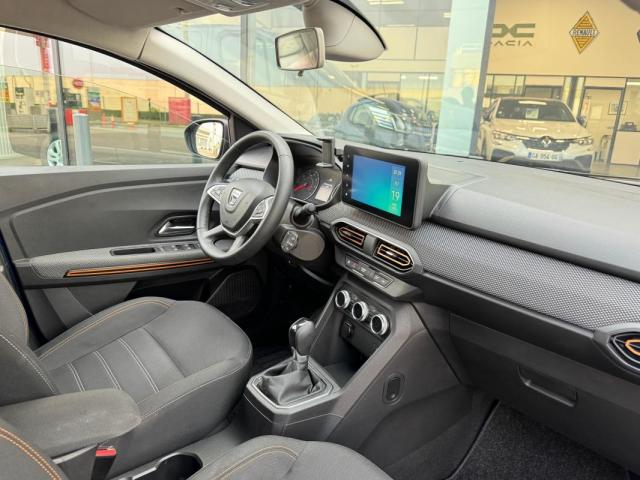 Dacia Sandero image 2