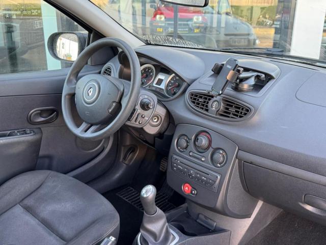 Renault Clio image 3