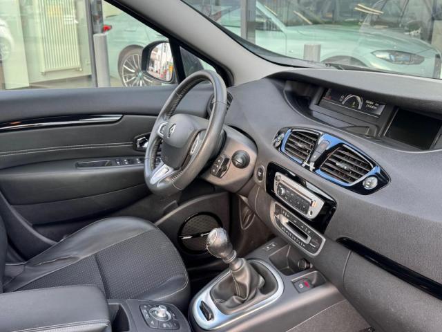Renault Scénic image 1