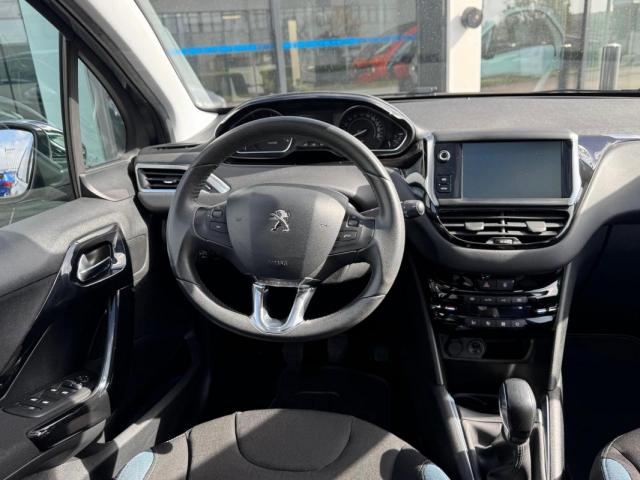 Peugeot 208 image 4